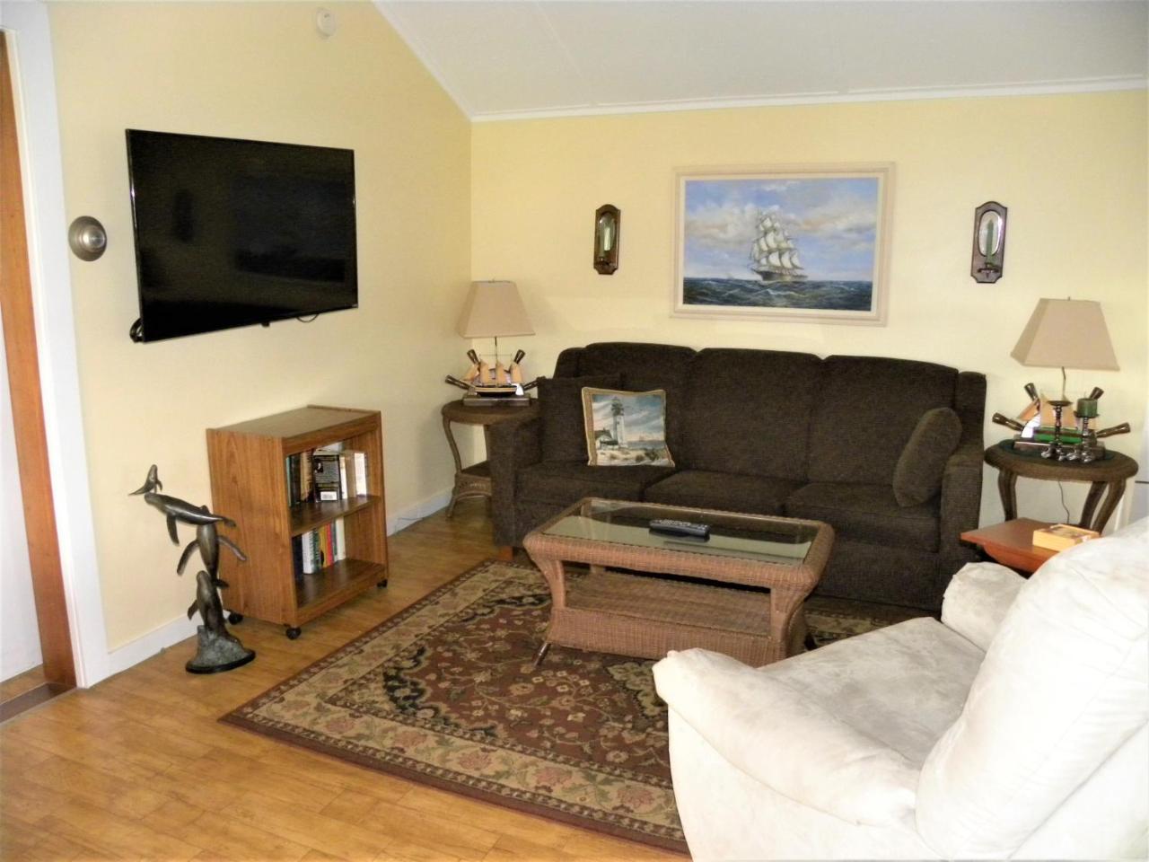 Colonial Gables Oceanfront Village Belfast Exterior foto
